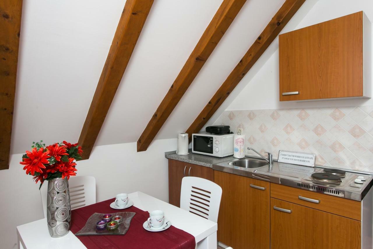 Iva Apartments 察夫塔特 外观 照片